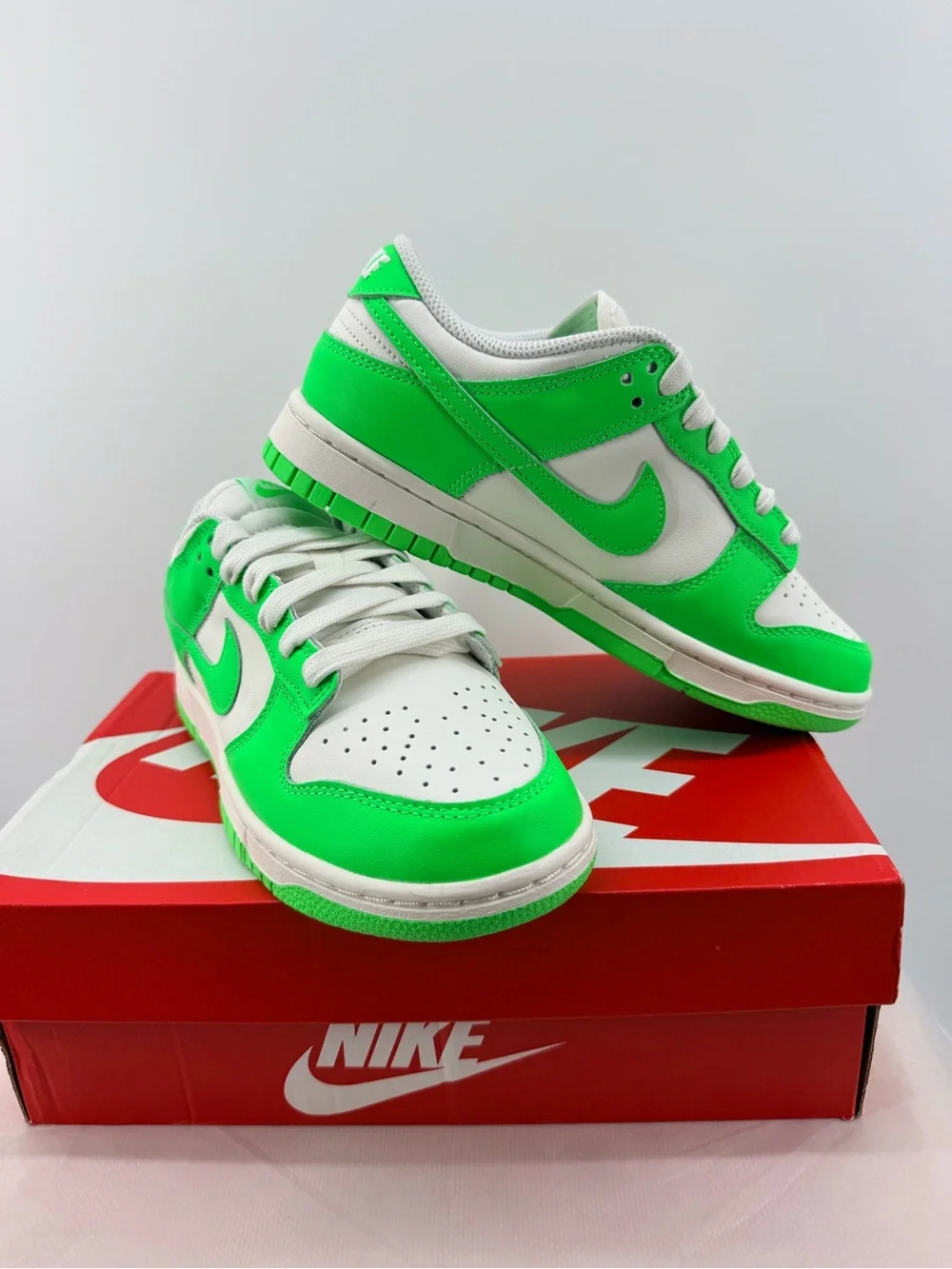 Nike Low Green Strike NEW 6.5W/ 5M